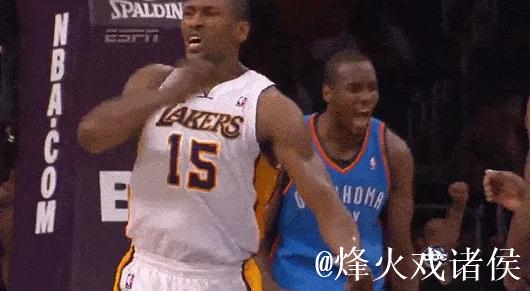 末节挺身而出!怀特全场空砍31分6篮板1助攻1抢断1封盖 末节挺身而出!怀特全场空砍31分6篮板1助攻1抢断1封盖